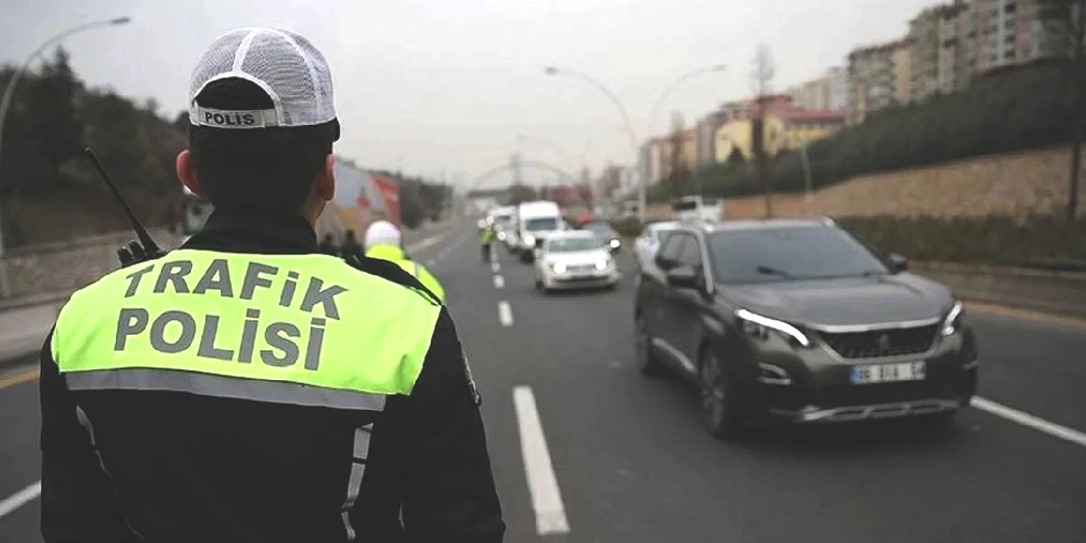 30-agustos-ankarada-trafige-kapatilacak-yollar-1.jpg
