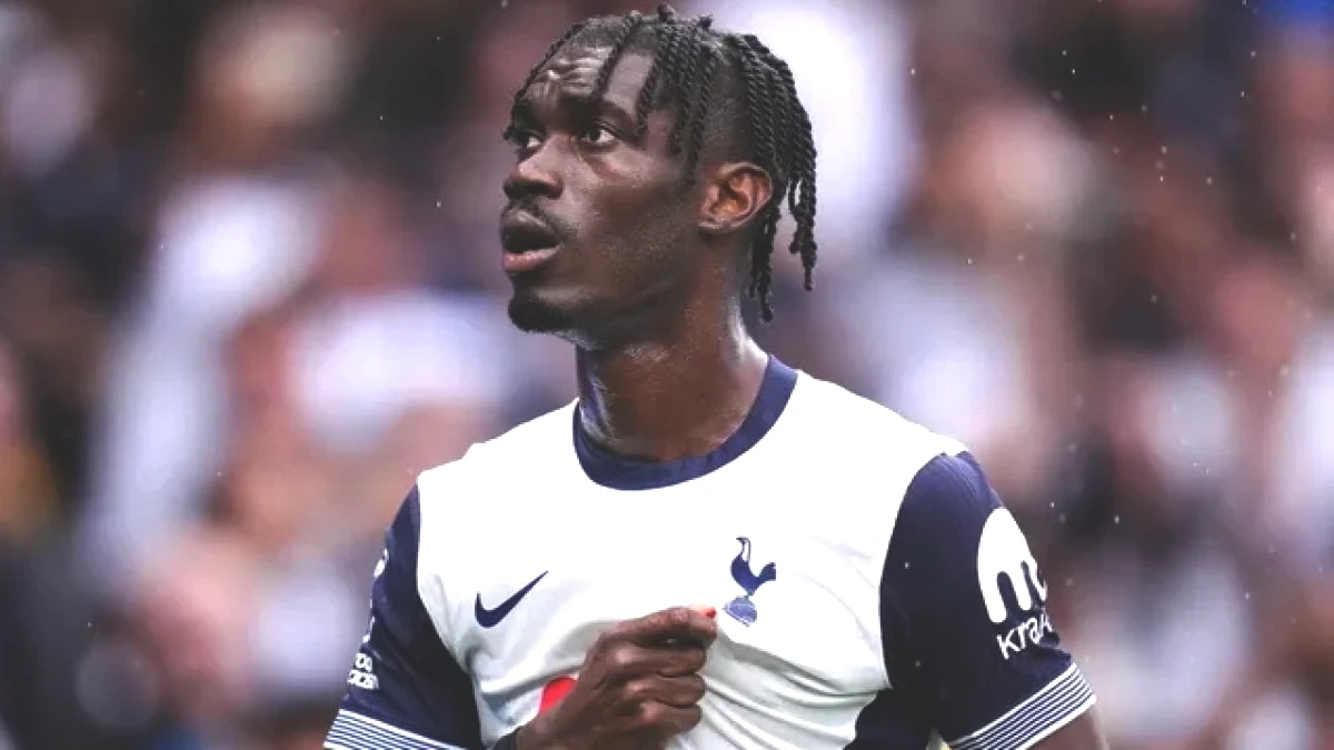 https-sportsmole-media-prod-s3-gra-io-cloud-ovh-net-24-34-yves-bissouma-jpg-kopyasi.jpg