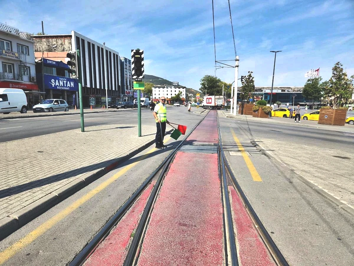 bursa-tramvay-metro-entegrasyon-istasyonu-2.jpeg